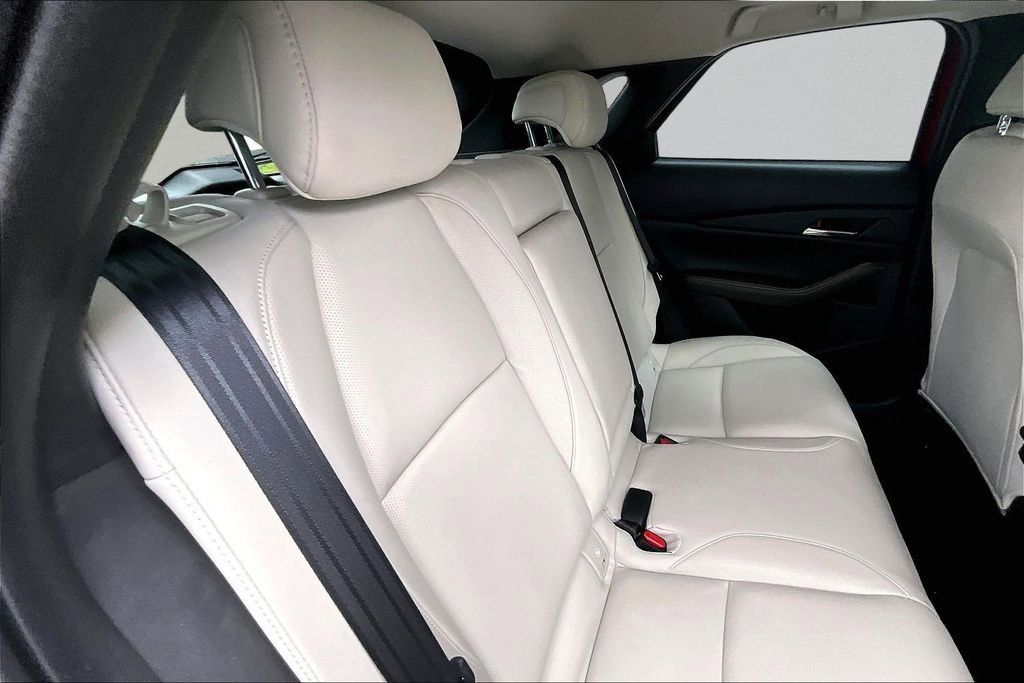 Used 2021 MAZDA CX-30 FWD 2.5 S w/ Premium Package image 23