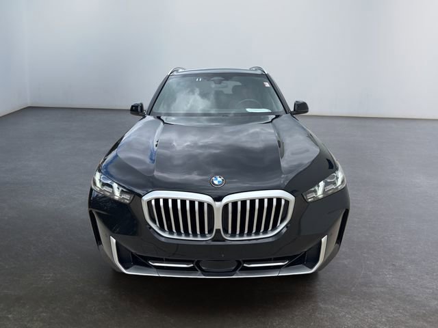 Certified 2025 BMW X5 xDrive40i w/ Climate Comfort Package image 11