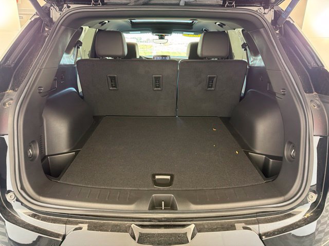 Used 2025 Chevrolet Blazer RS w/ Driver Confidence II Package AWD/4WD image 25