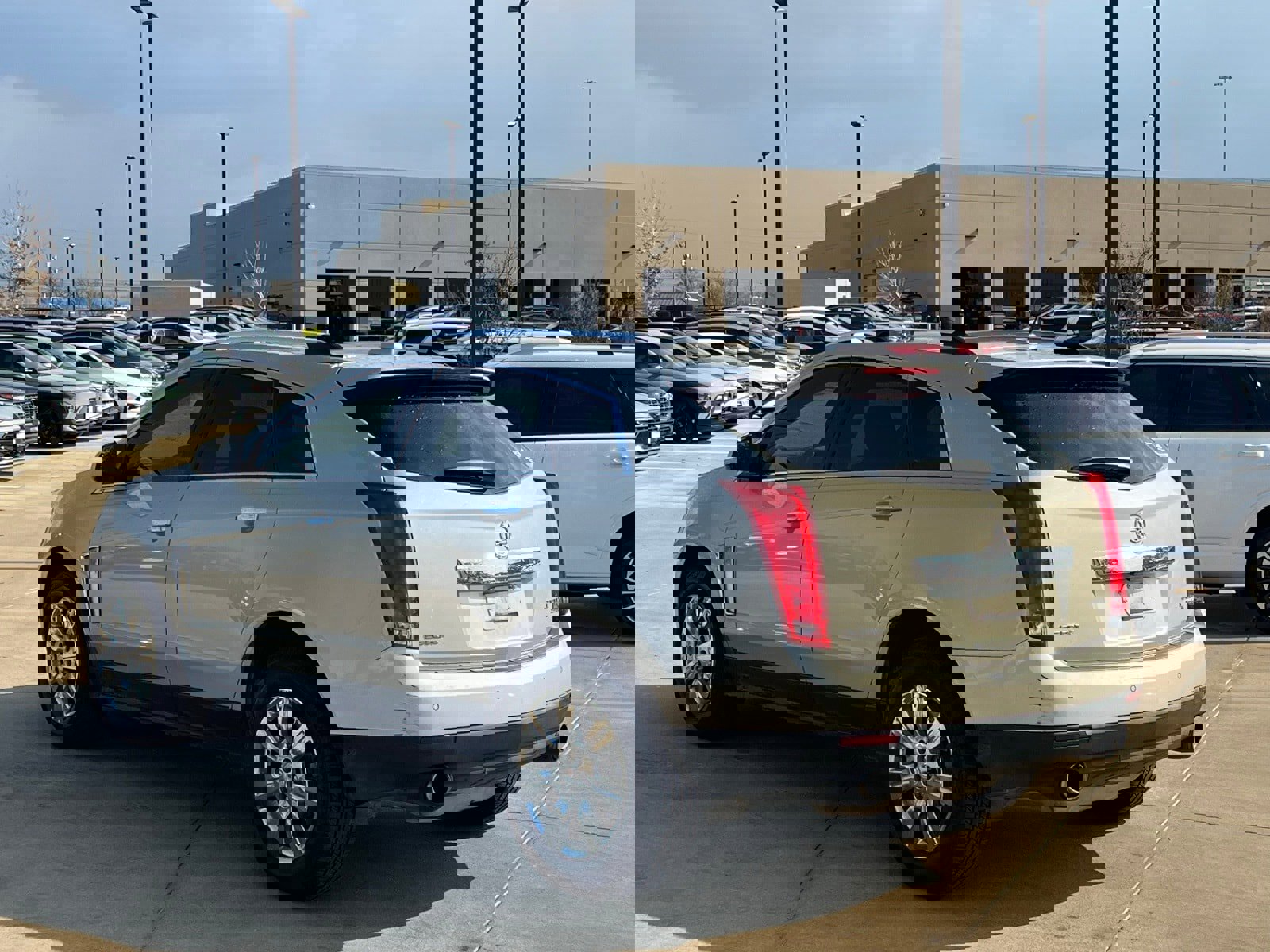 Used 2015 Cadillac SRX Luxury w/ Driver Awareness Package image 10