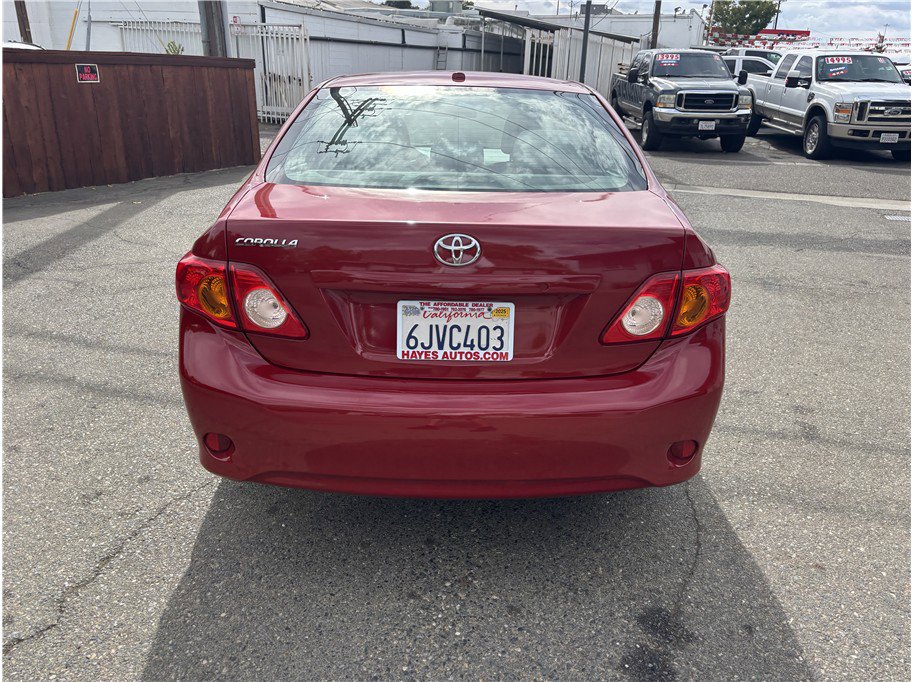 Used 2010 Toyota Corolla image 6