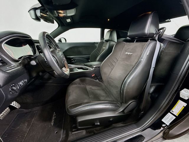 Used 2015 Dodge Challenger SRT Hellcat RWD image 22