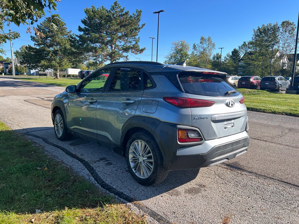 Used 2019 Hyundai Kona SEL w/ SEL Tech Package 02 FWD image 3