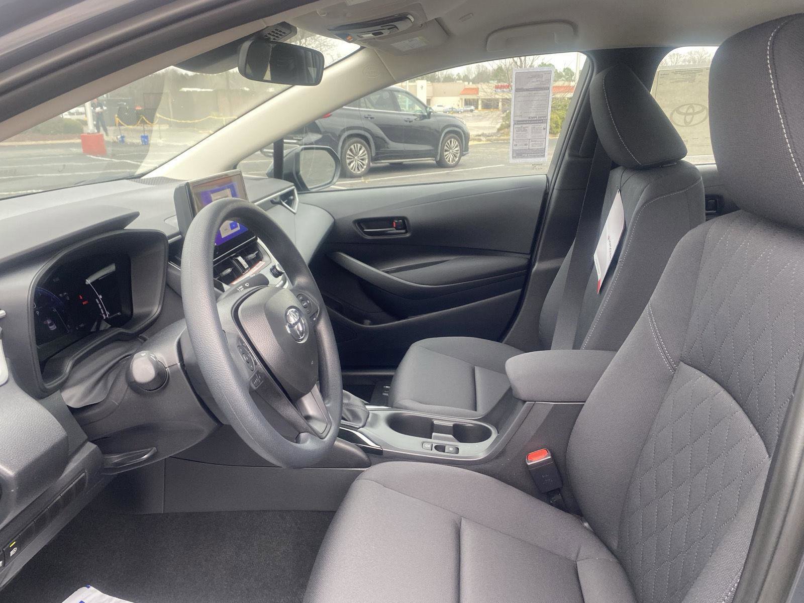 Used 2026 Toyota Corolla LE image 11