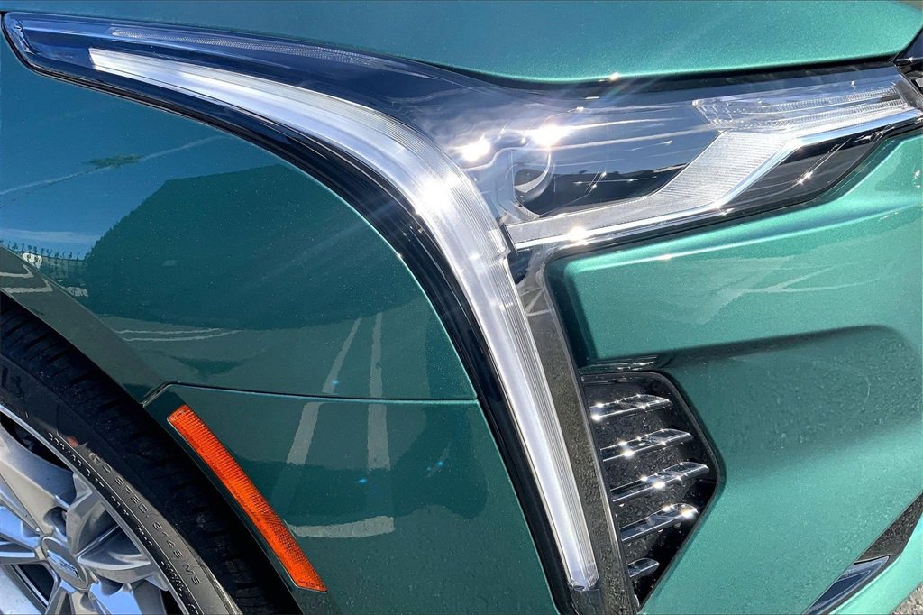 New 2026 Cadillac CT4 Luxury image 14