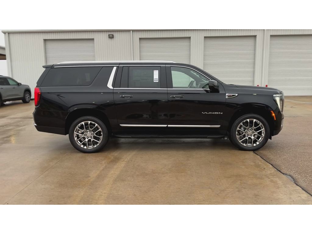 New 2026 GMC Yukon XL Elevation w/ LPO, Floor Liner Package AWD/4WD image 9