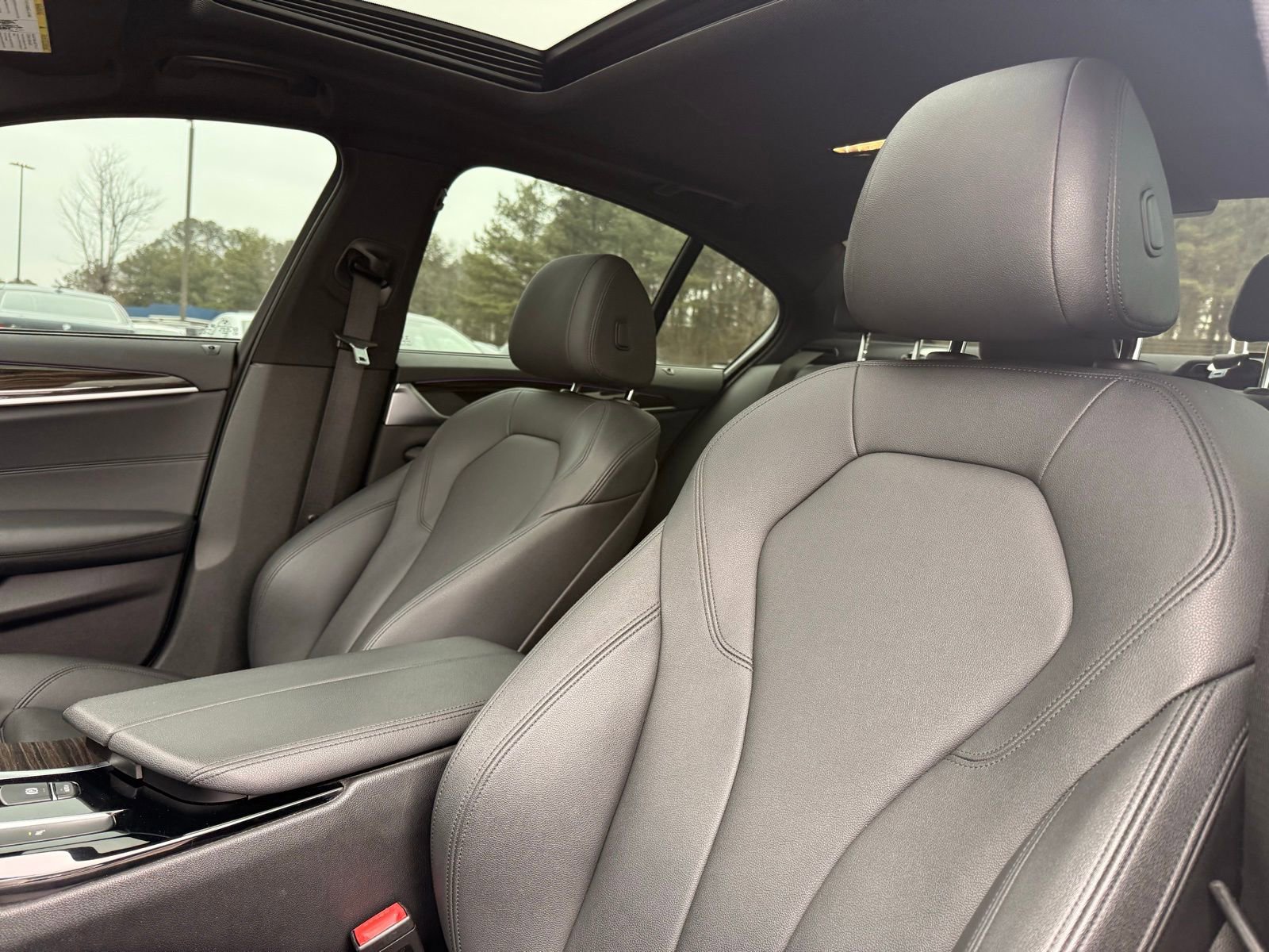 Used 2019 BMW 530i xDrive AWD/4WD image 15