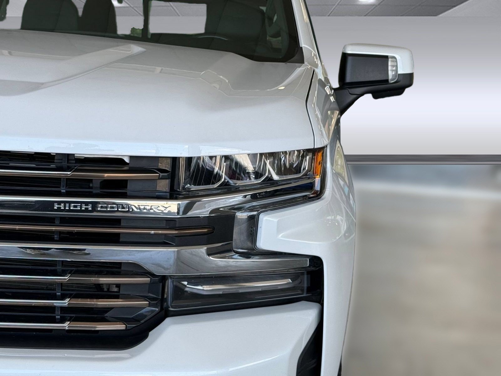 Used 2022 Chevrolet Silverado 1500 High Country w/ Z71 Off-Road Package AWD/4WD image 12