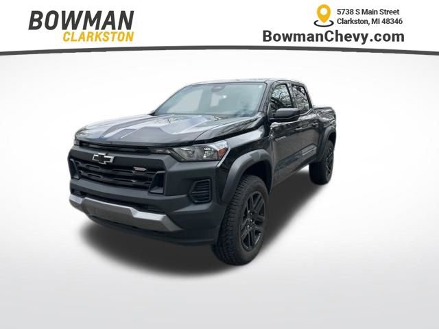 Used 2024 Chevrolet Colorado Trail Boss w/ Advanced Trailering Package AWD/4WD image 1