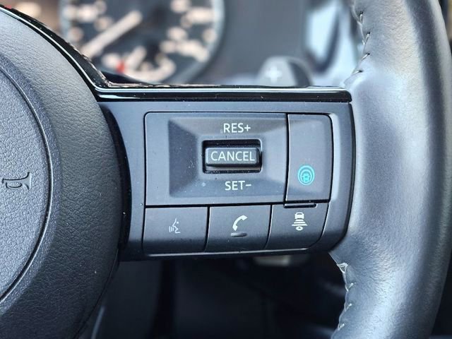 Certified 2025 Nissan Pathfinder SL image 18