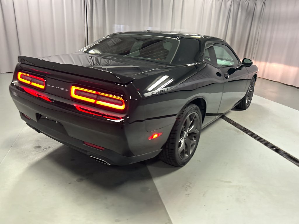 Used 2017 Dodge Challenger SXT Plus RWD image 7