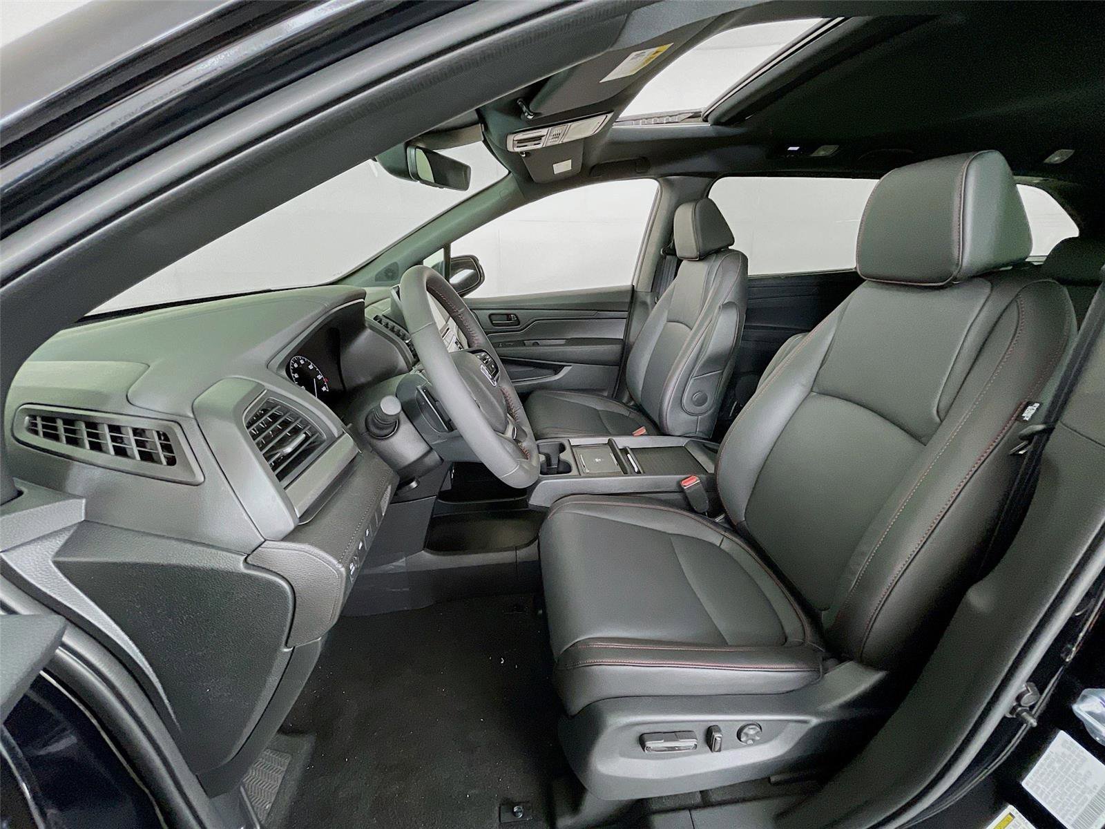 New 2026 Honda Odyssey Sport-L image 17