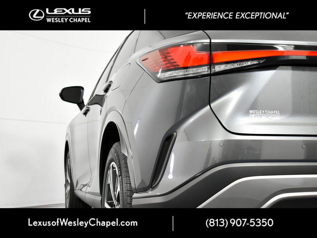 Used 2024 Lexus RX 350 FWD w/ Technology Package image 9