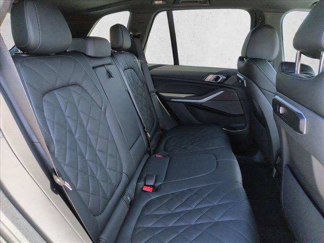 Used 2026 BMW X5 xDrive40i w/ M Sport Package AWD/4WD image 22
