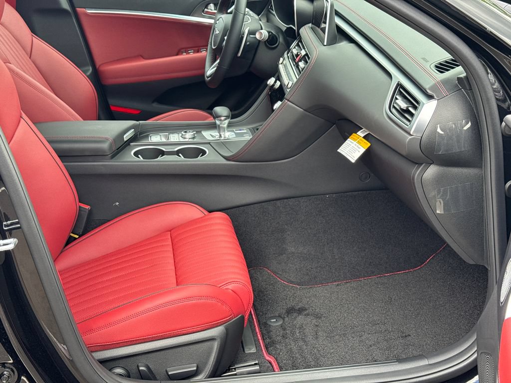 New 2026 Genesis G70 3.3T Sport Prestige AWD/4WD image 15