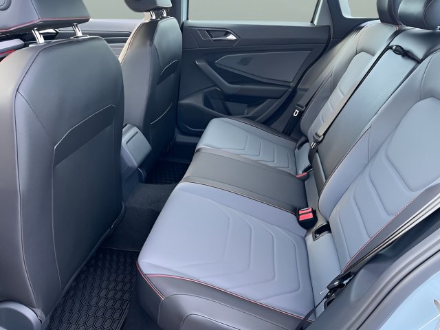 New 2026 Volkswagen Jetta GLI Autobahn FWD image 9