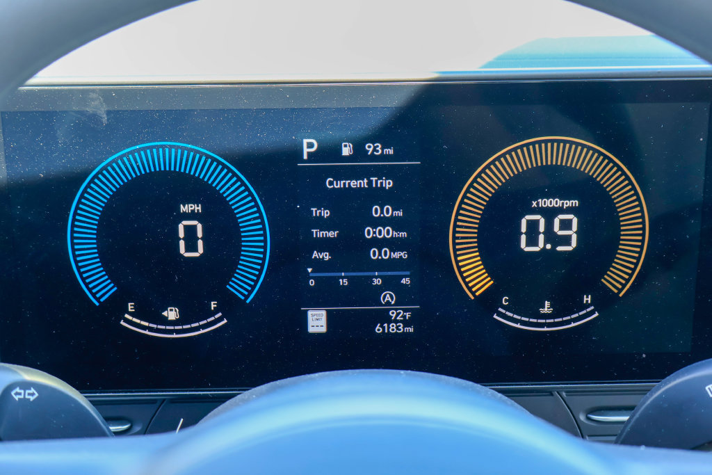 Certified 2026 Hyundai Kona SE FWD image 11
