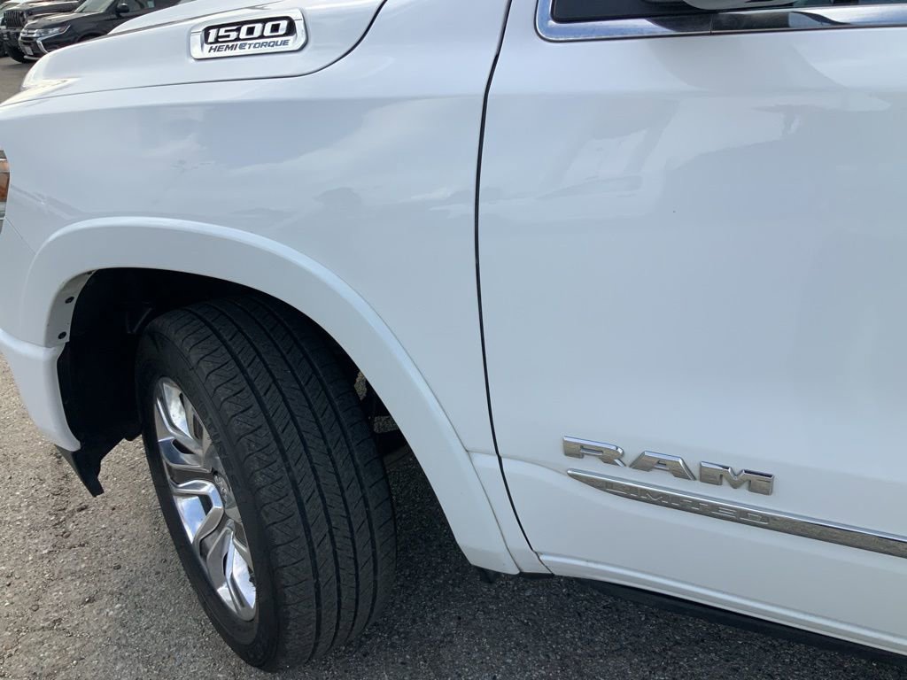 Used 2023 RAM 1500 Limited w/ Body Color Bumper Group image 9