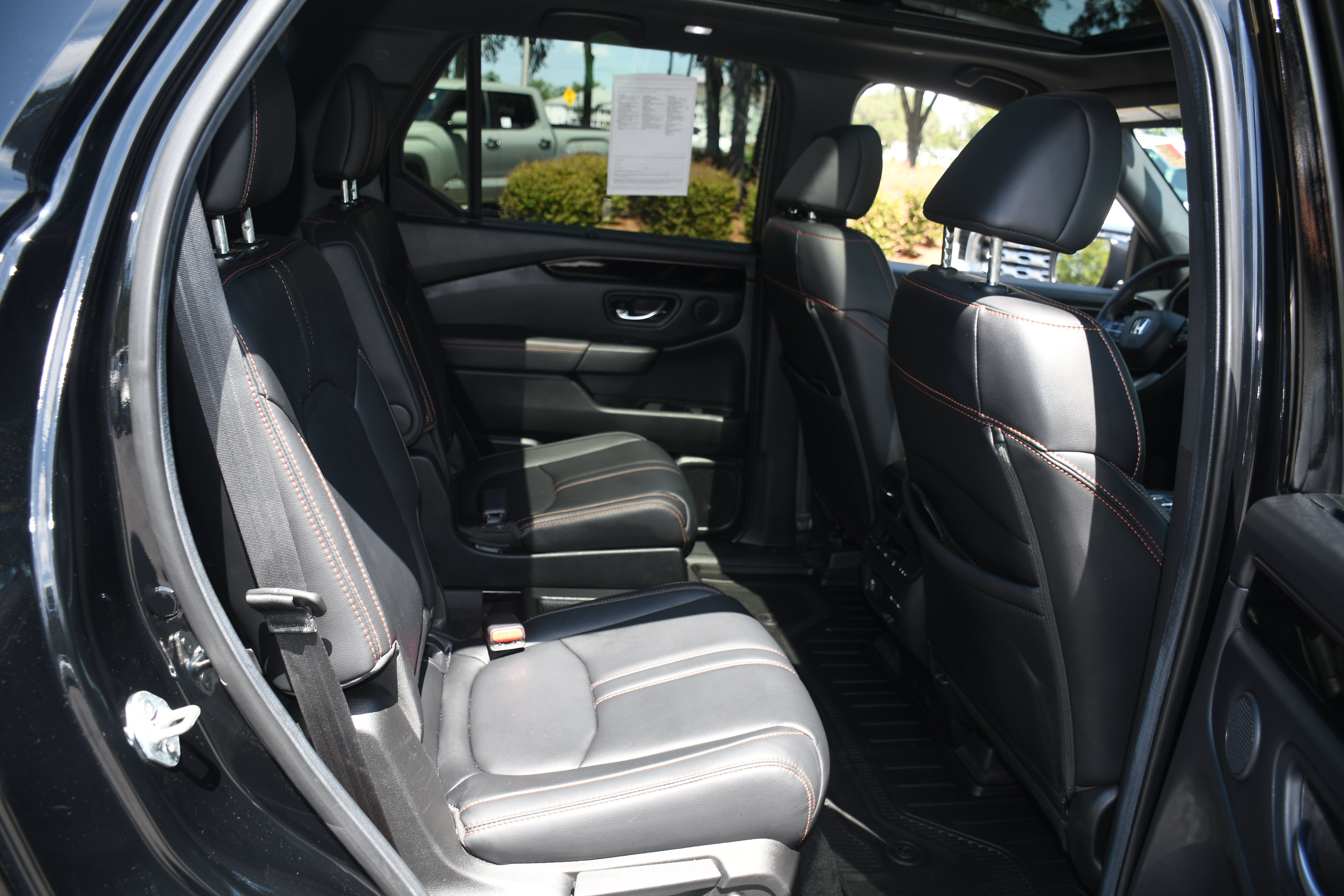 Used 2025 Honda Pilot TrailSport image 20