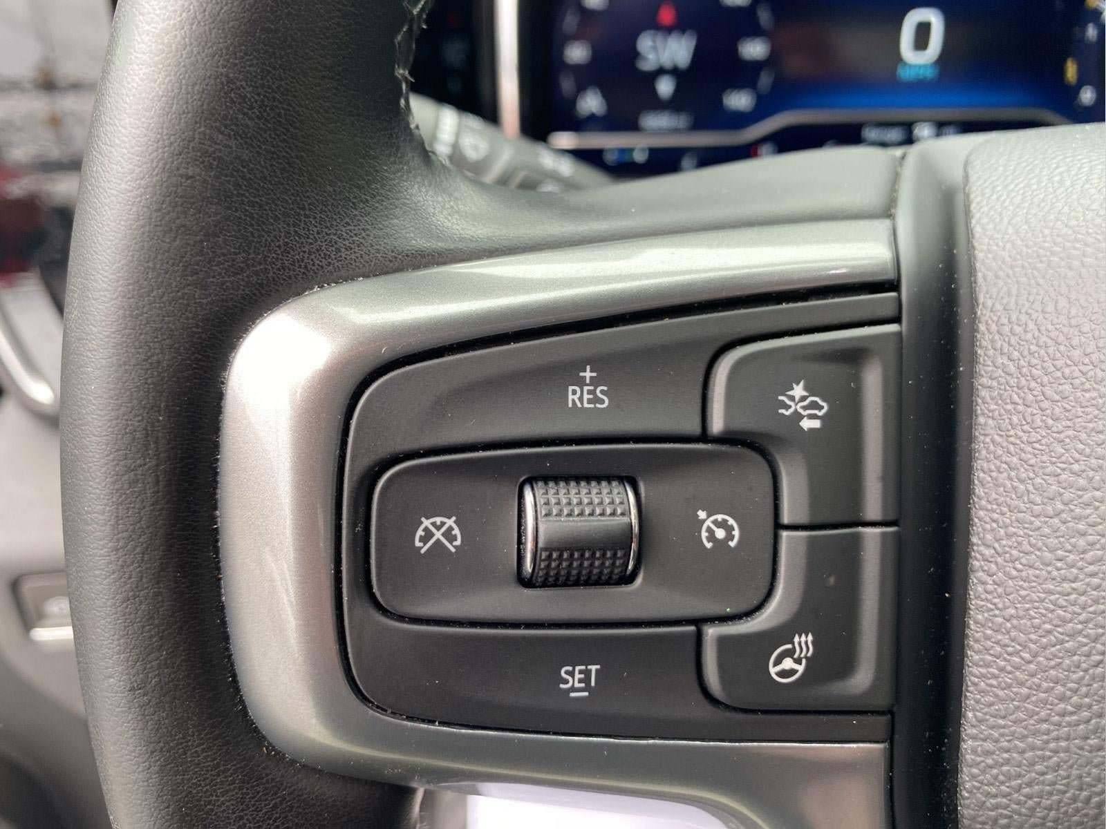 Used 2023 Chevrolet Silverado 1500 LT AWD/4WD image 34