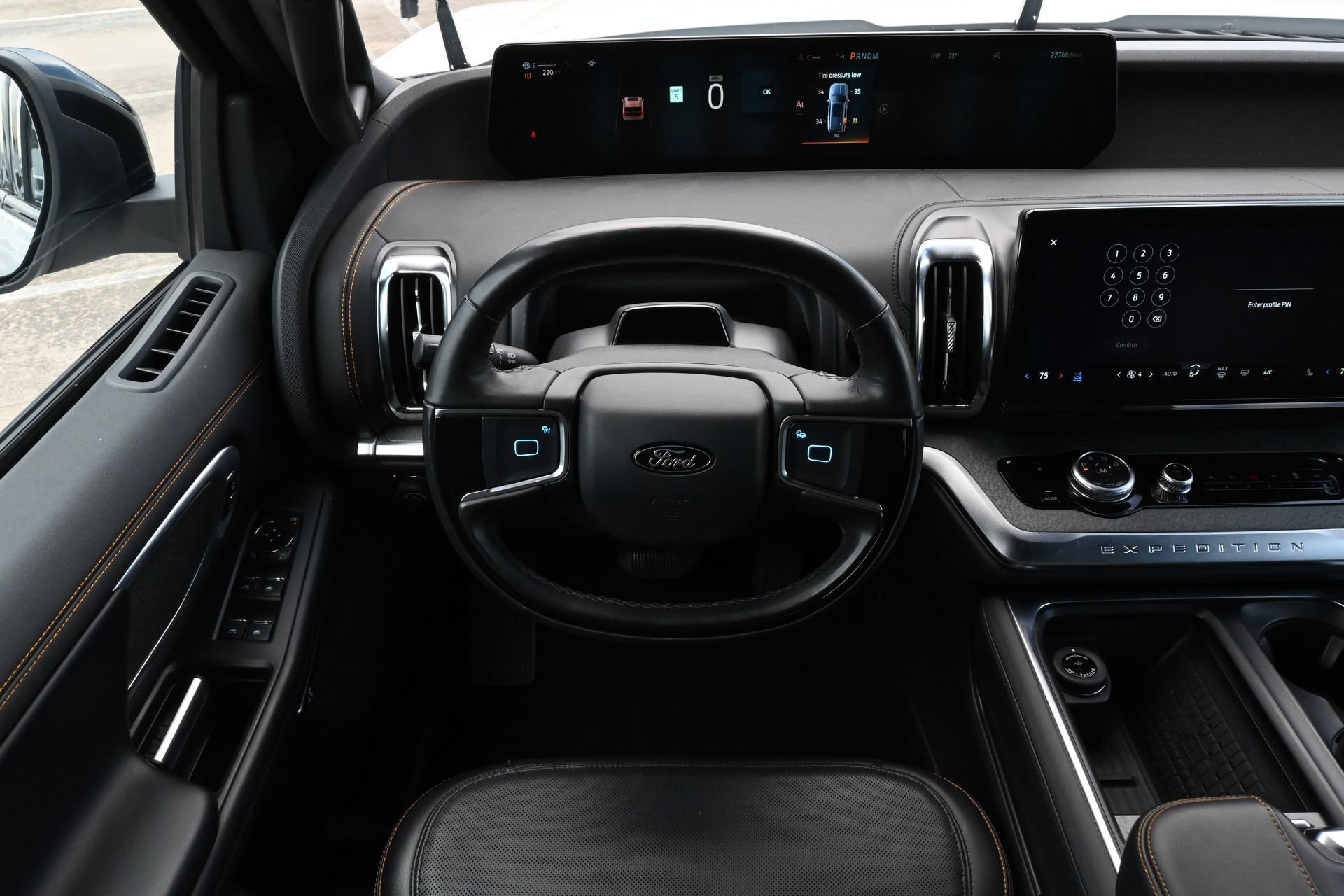 Used 2025 Ford Expedition Tremor AWD/4WD image 10