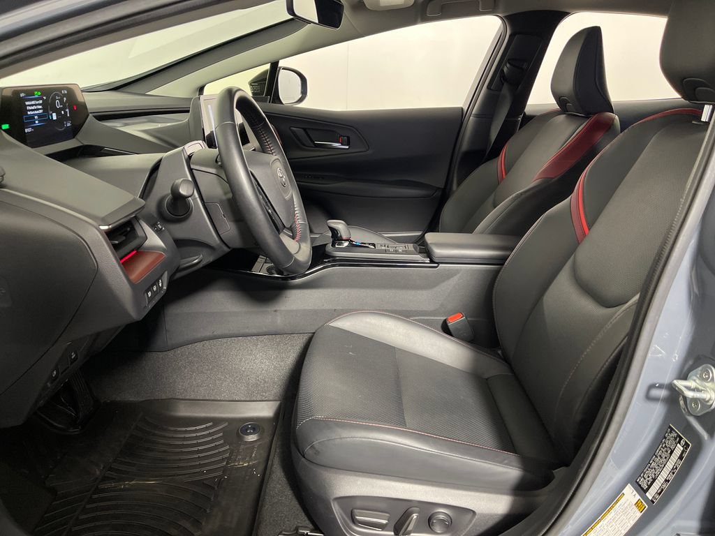 Used 2023 Toyota Prius Prime FWD image 12