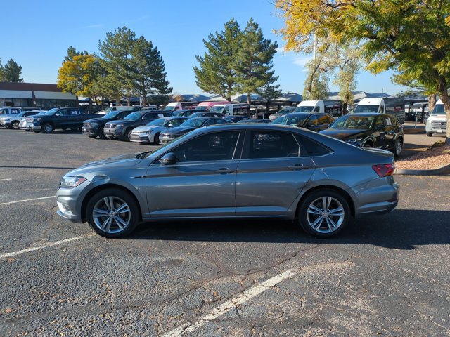 Used 2019 Volkswagen Jetta R-Line w/ R-Line Cold Weather Package FWD image 9