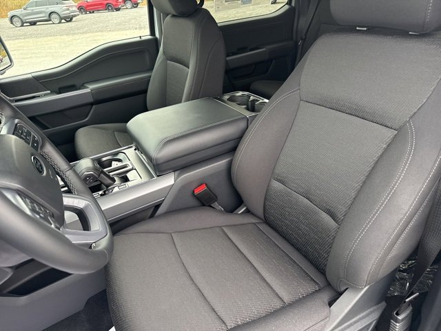 New 2025 Ford F150 XLT image 19