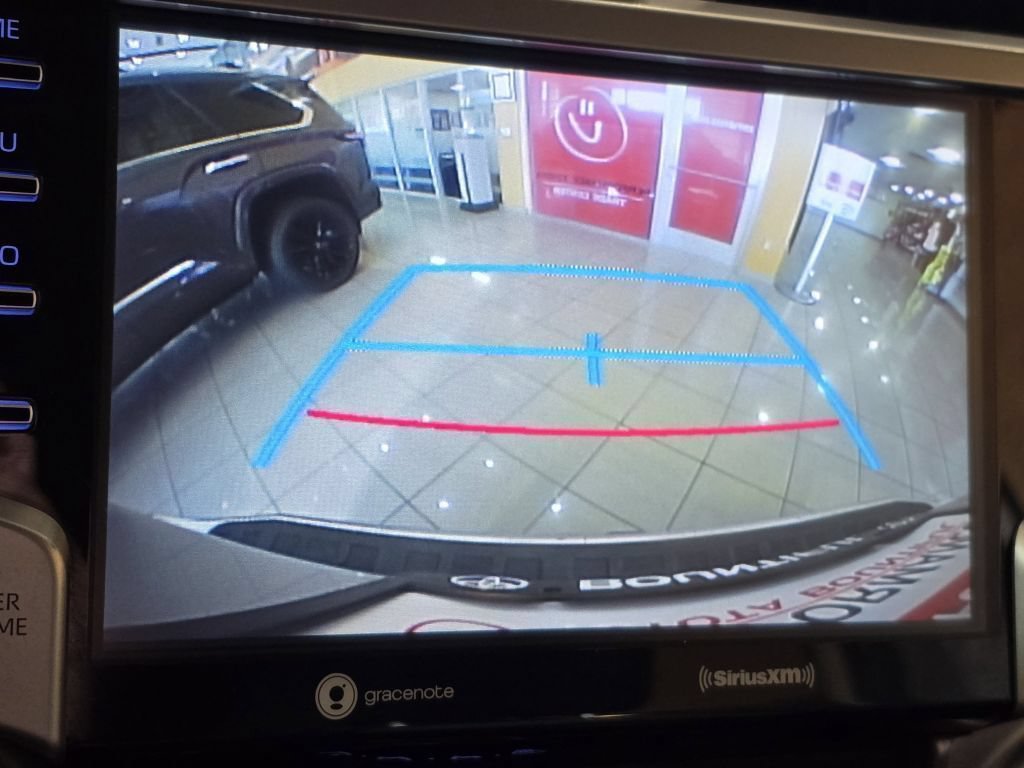Used 2022 Toyota 4Runner SR5 AWD/4WD image 3