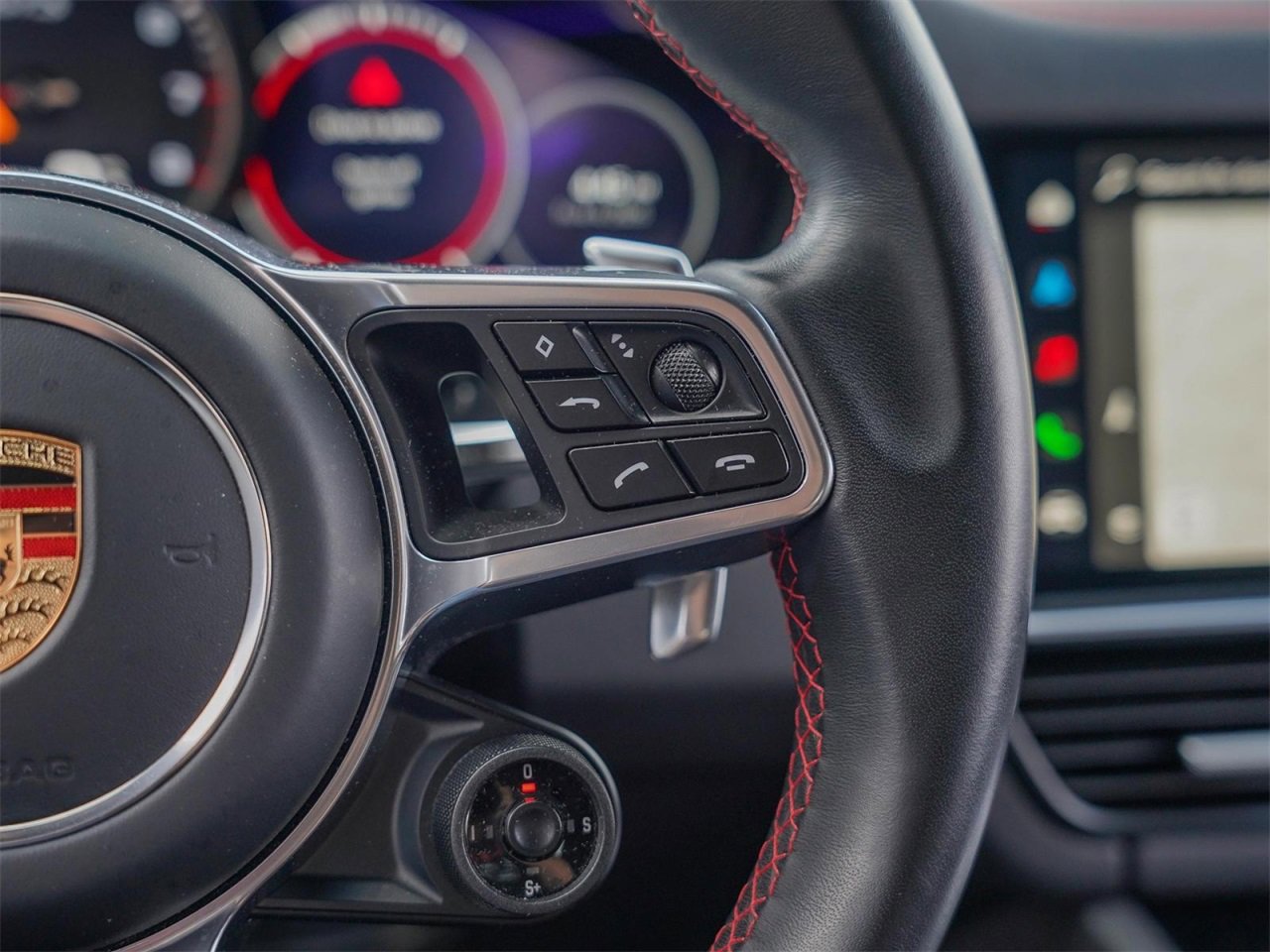 Certified 2023 Porsche Cayenne GTS image 21