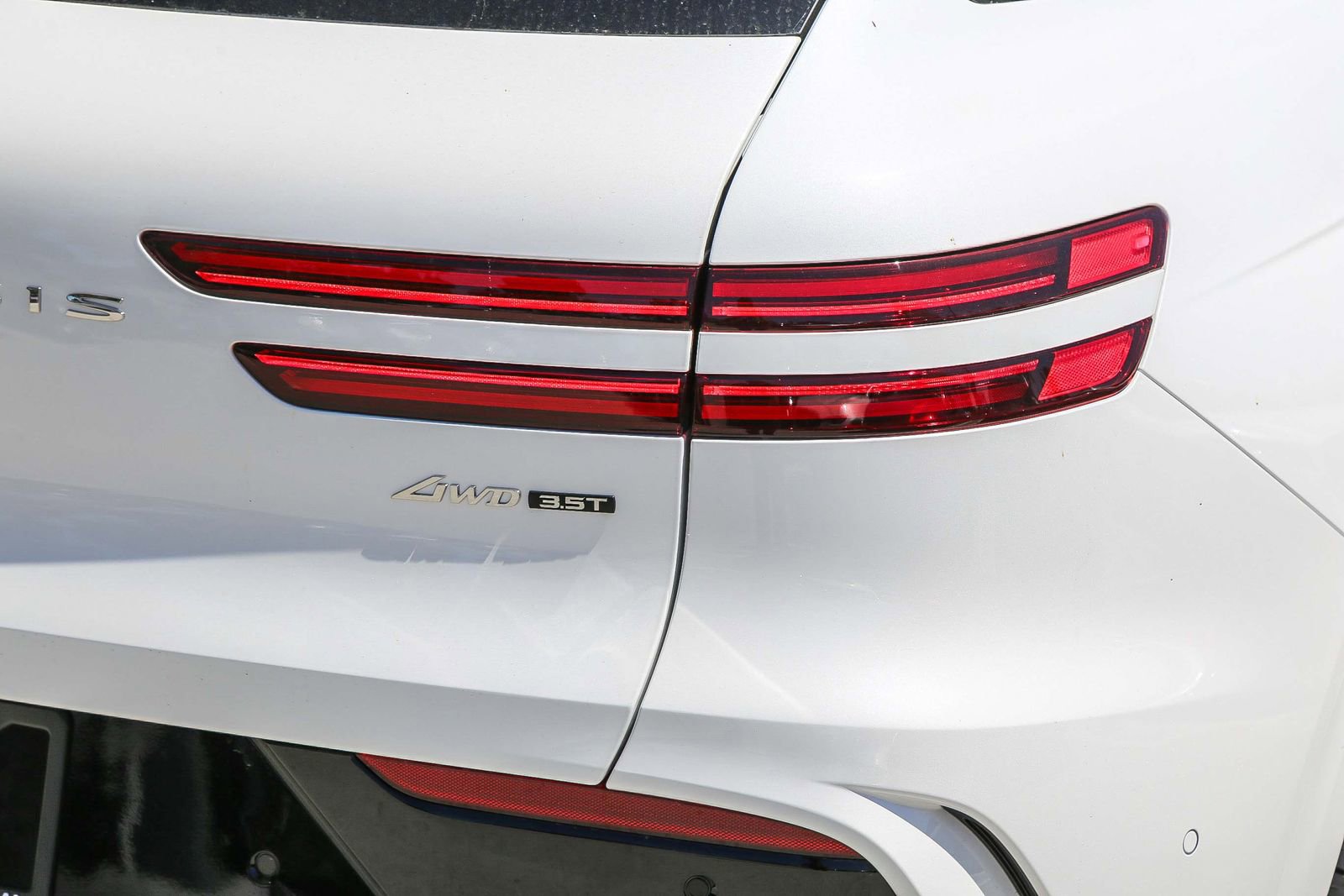 New 2026 Genesis GV70 3.5T Sport Prestige image 8