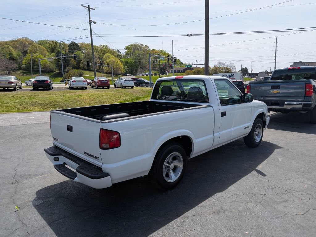 Used 1999 Chevrolet S10 Pickup LS w/ Preferred Equipment Group RWD image 3