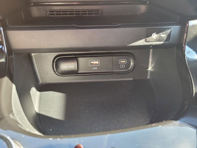 Used 2024 Kia Seltos SX w/ SX Sunroof Package image 25