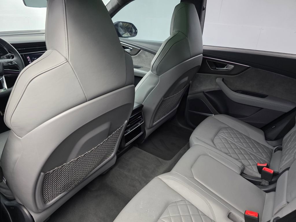 Used 2021 Audi SQ8 Prestige image 15