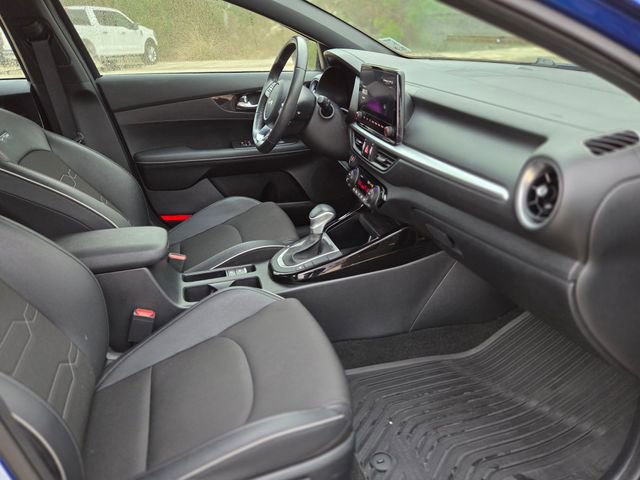 Used 2024 Kia Forte GT-Line w/ GT-Line Premium Package image 16