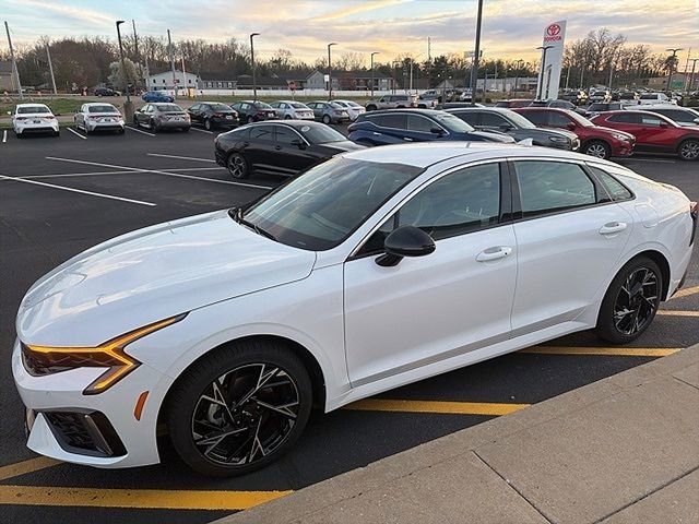 Used 2026 Kia K5 GT-Line image 2