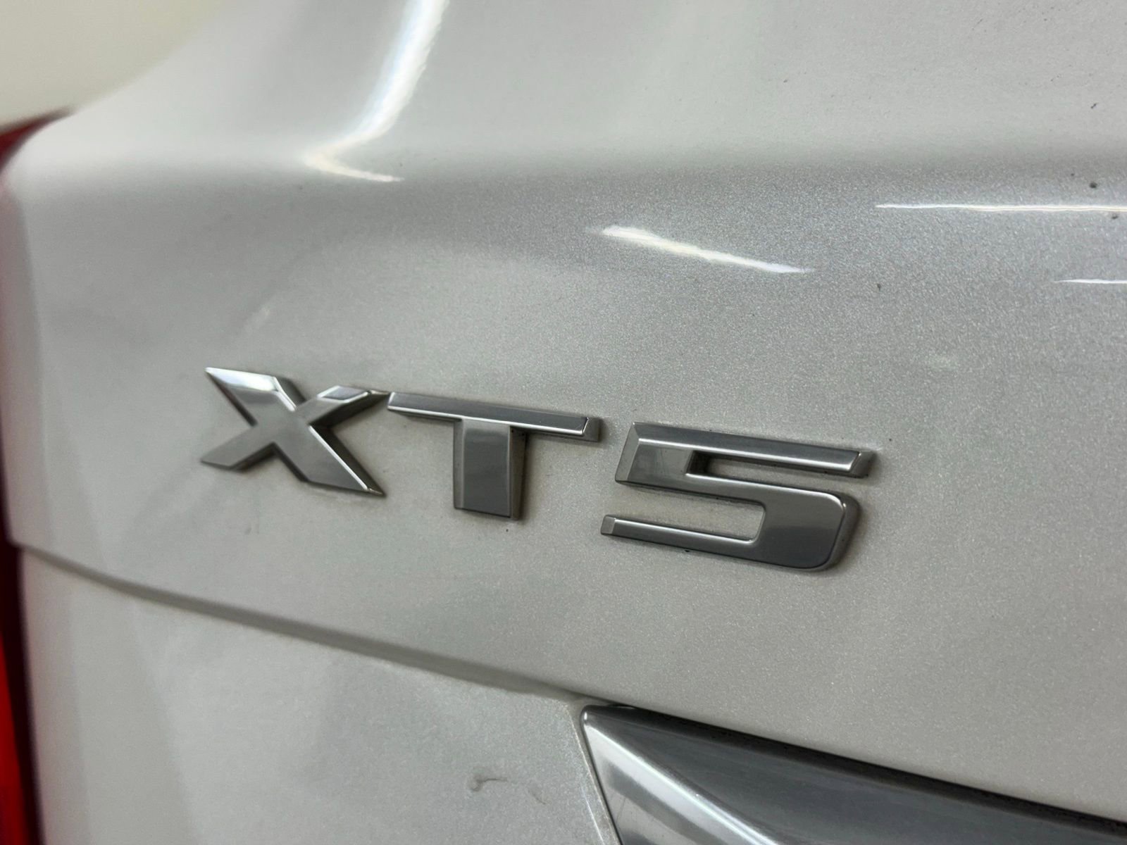 Used 2018 Cadillac XT5 Premium Luxury image 8