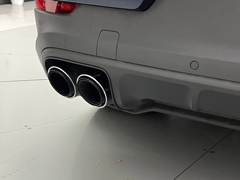 Used 2025 Porsche Cayenne image 41