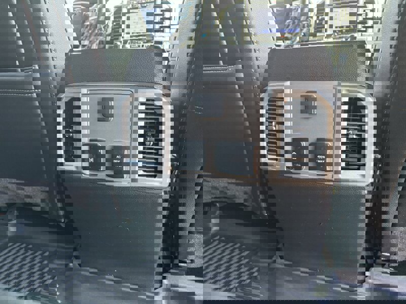 Used 2020 Ford F250 Lariat w/ Lariat Ultimate Package image 43