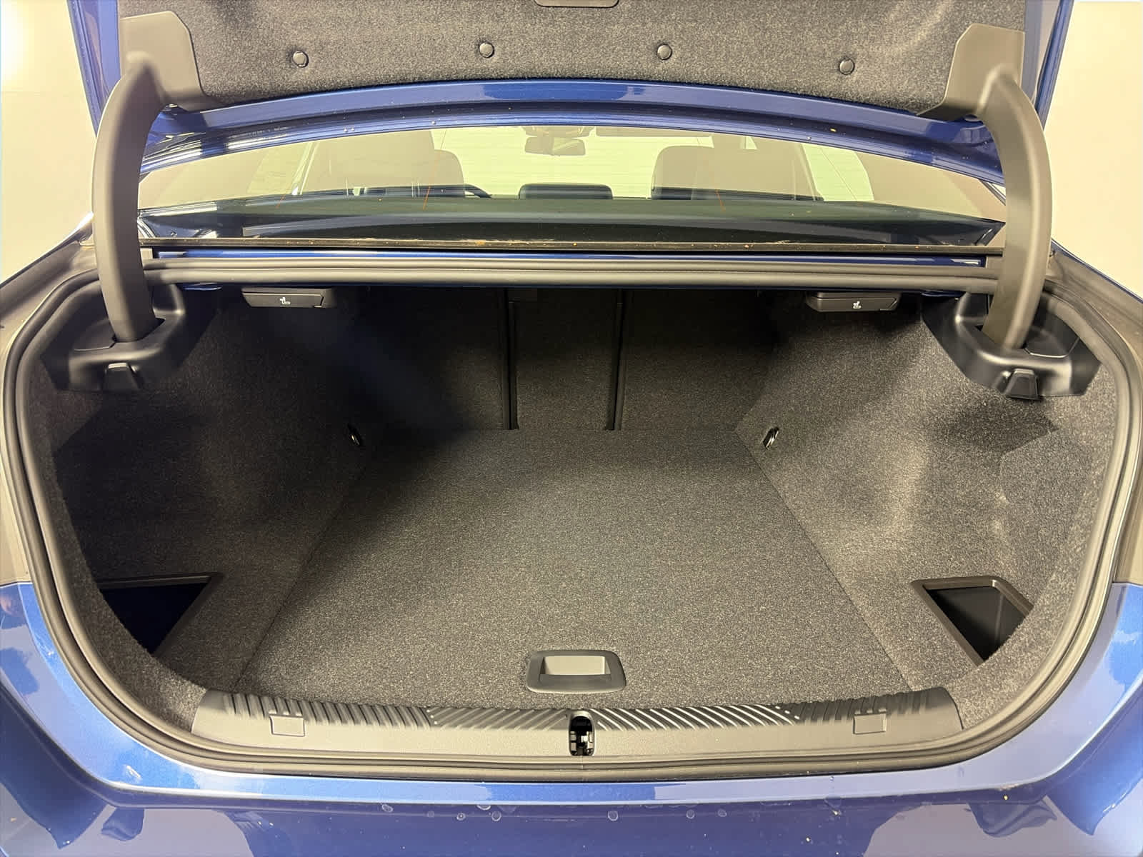 New 2026 BMW i5 eDrive40 w/ M Sport Package image 19