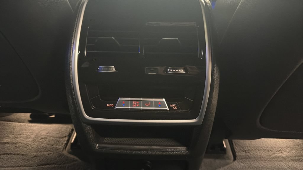Used 2021 BMW X5 M50i w/ Executive Package AWD/4WD image 42