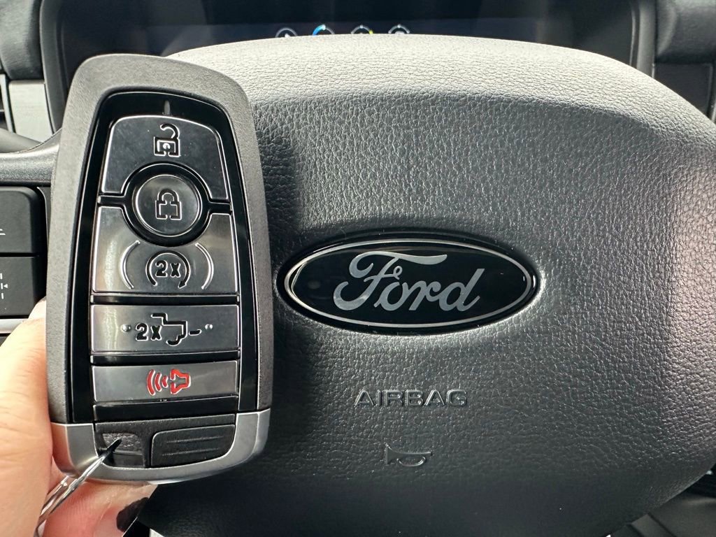 New 2026 Ford F150 Lariat w/ Equipment Group 502A High image 23