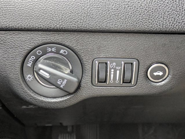 Used 2023 Chrysler 300 S w/ Comfort Group RWD image 24