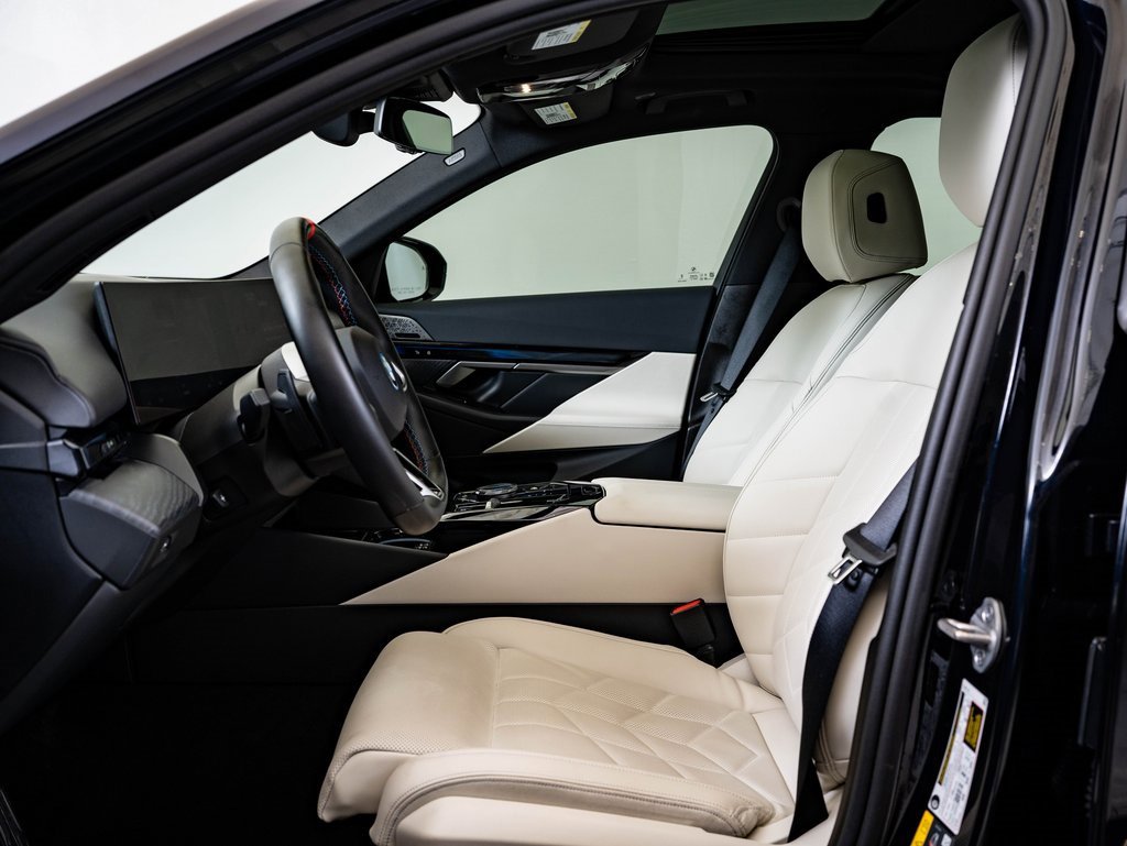 Used 2024 BMW i5 M60 w/ Premium Package image 24