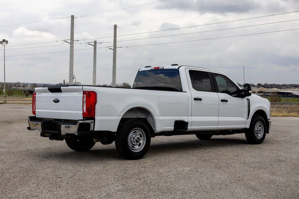 Used 2024 Ford F250 XL w/ XL Chrome Package image 7