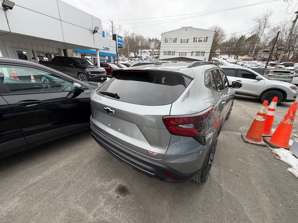 New 2026 Chevrolet Trax RS w/ Driver Confidence Package image 5