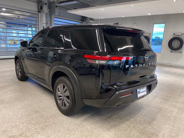 Used 2023 Nissan Pathfinder S AWD/4WD image 8