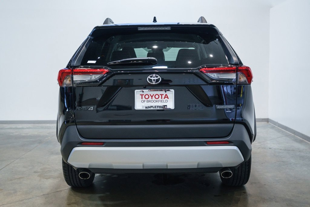 Used 2024 Toyota RAV4 Adventure AWD/4WD image 8