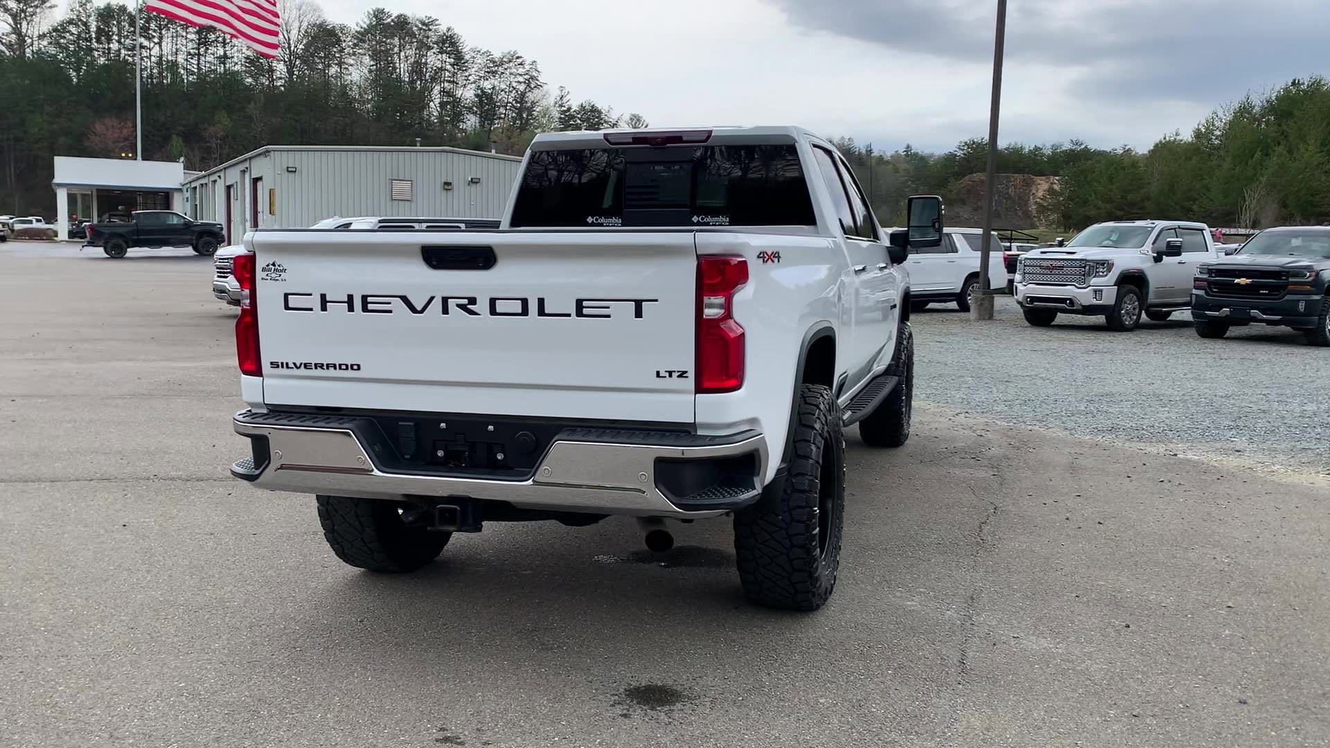 Used 2022 Chevrolet Silverado 3500 LTZ w/ LTZ Convenience Package image 15