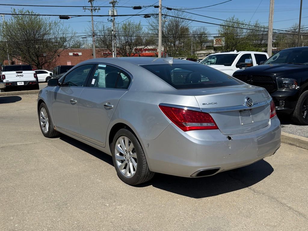 Used 2016 Buick LaCrosse image 7